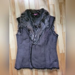 MONSOON faux fur vest, US 12